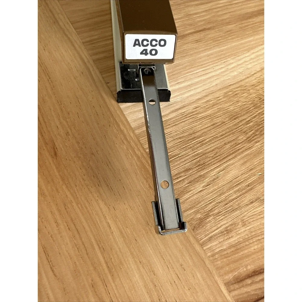 Acco 40 Vintage Stapler brown. Works great